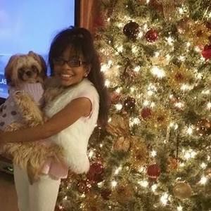 Meet your Posher, Lonise